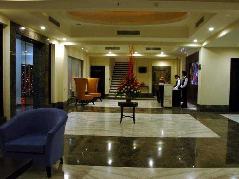 City Heart Sarovar Portico Ludhiana Extérieur photo